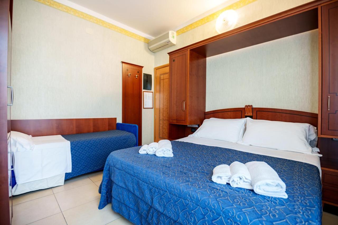 Hotel Rex Rimini Esterno foto