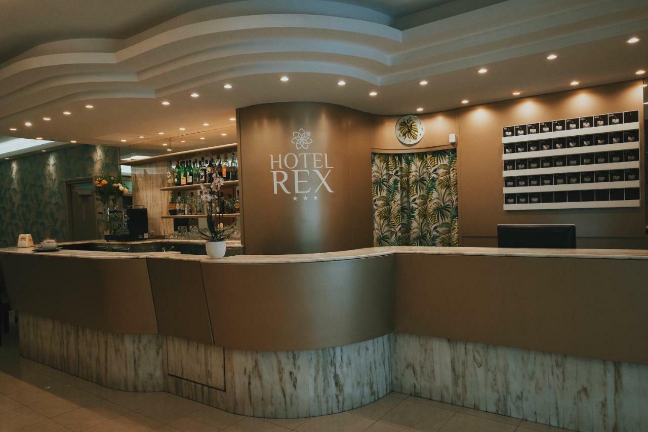 Hotel Rex Rimini Esterno foto